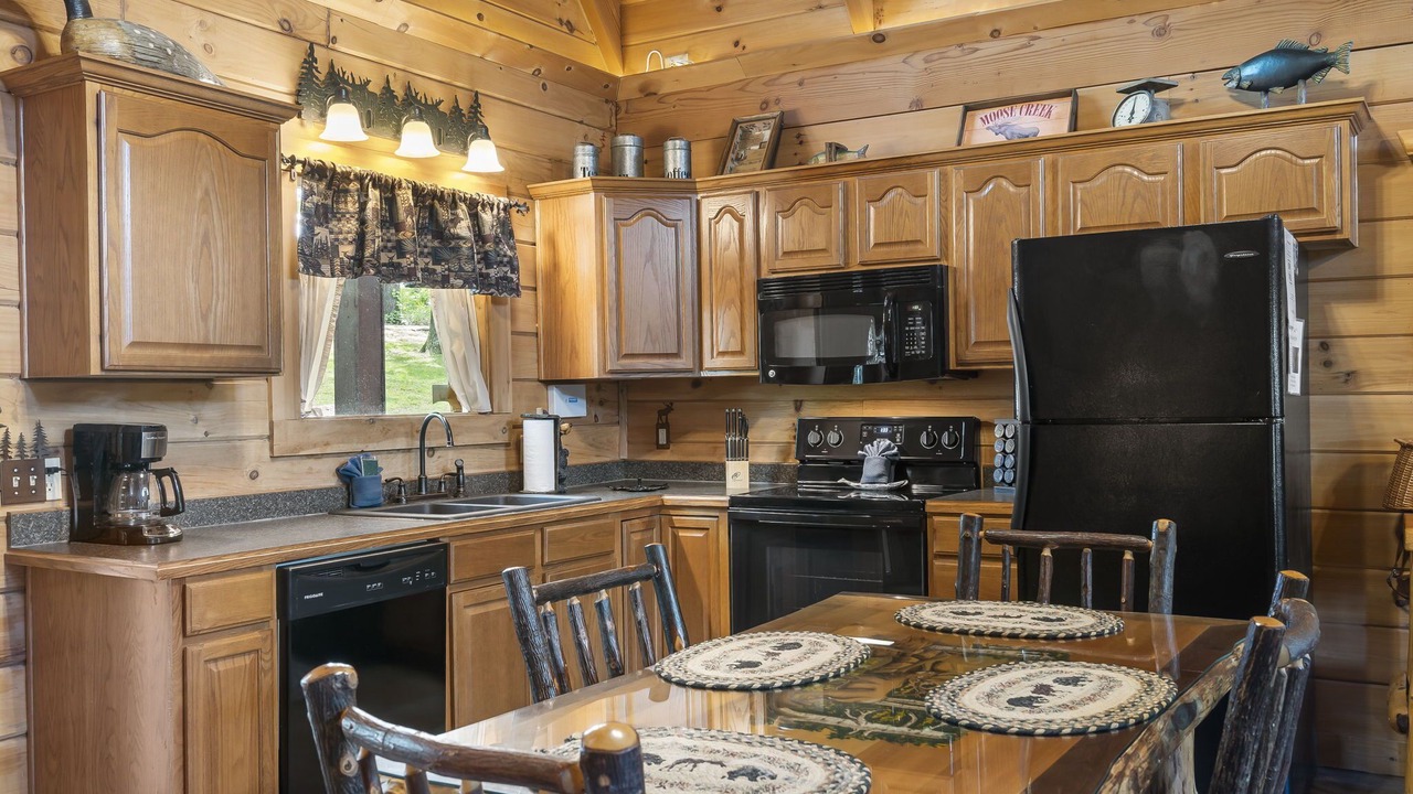 Photo of Kitchen in Branson Cedars