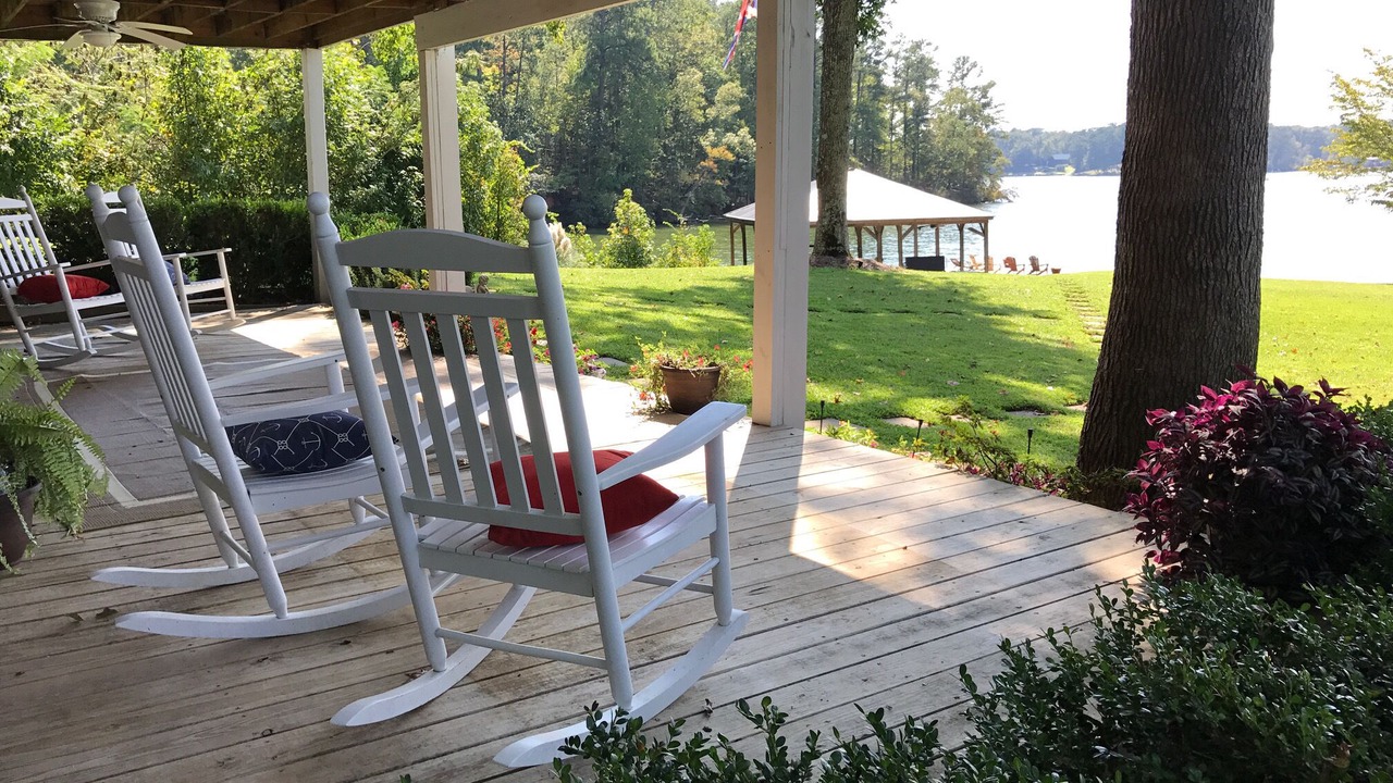 Photo of Others in Monticello