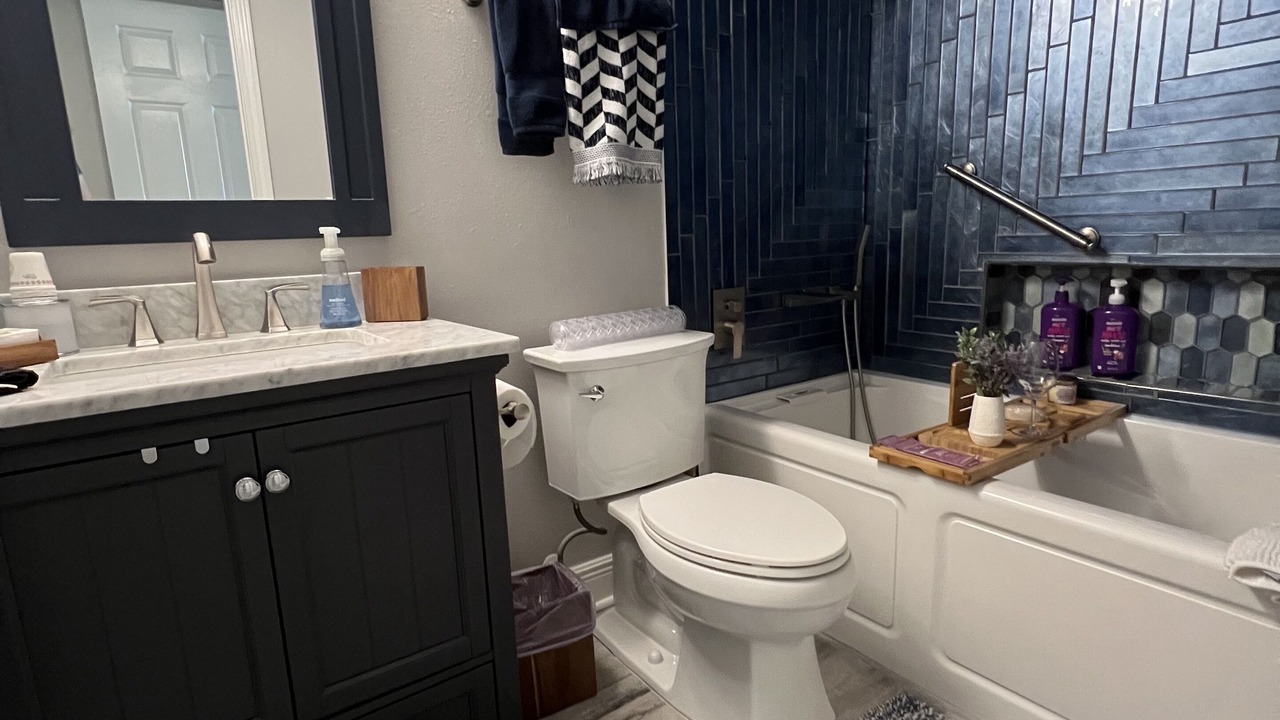 Photo of Bathroom in Sunnyside