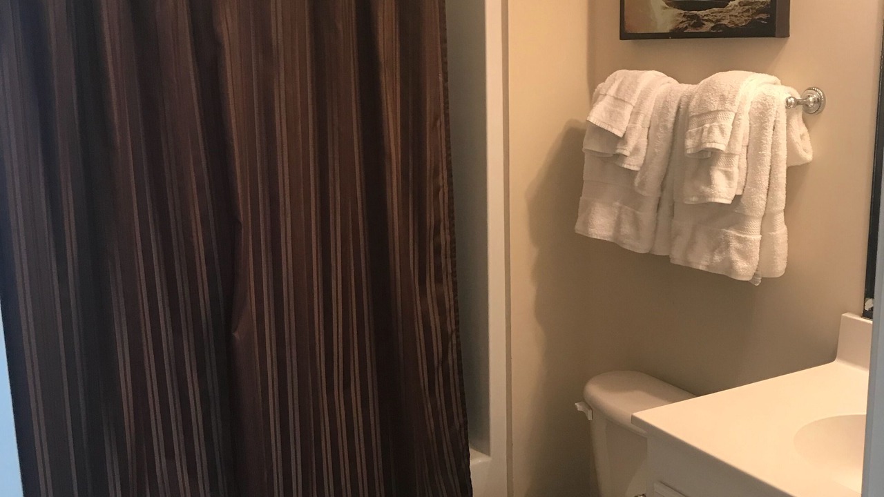 Photo of Bathroom in Ocean Ridge