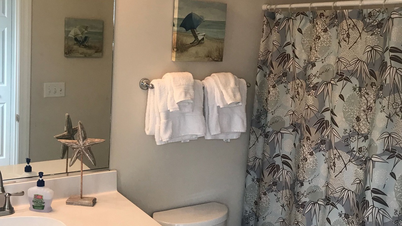 Photo of Bathroom in Ocean Ridge
