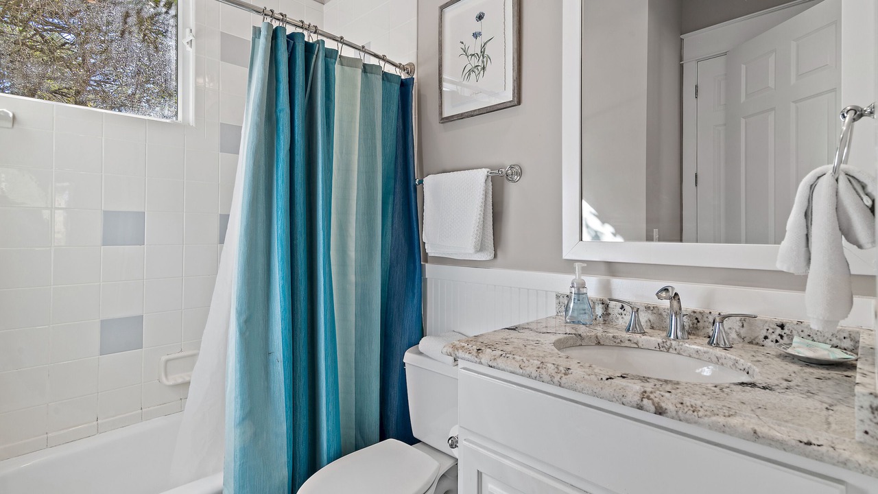 Photo of Bathroom in Sunnyside