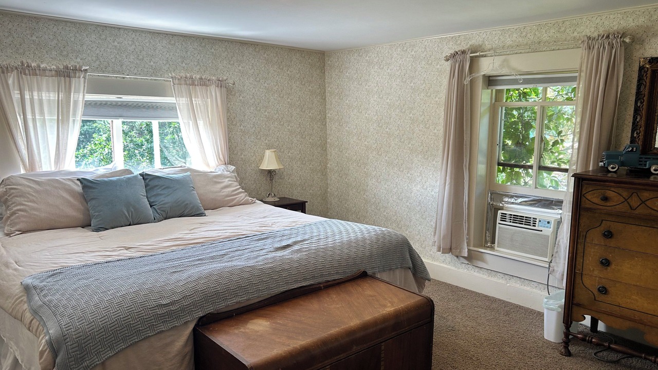 Photo of Bedroom in Leavenworth