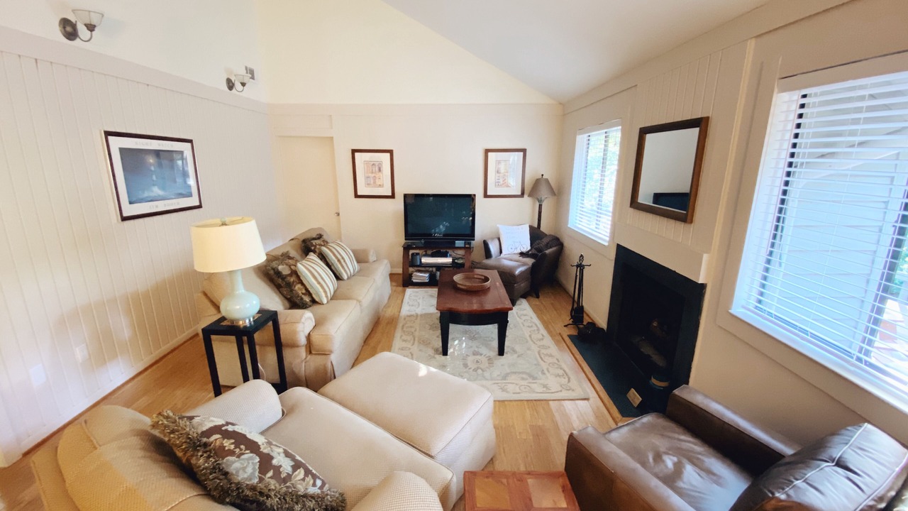 Photo of Livingroom in West Beach