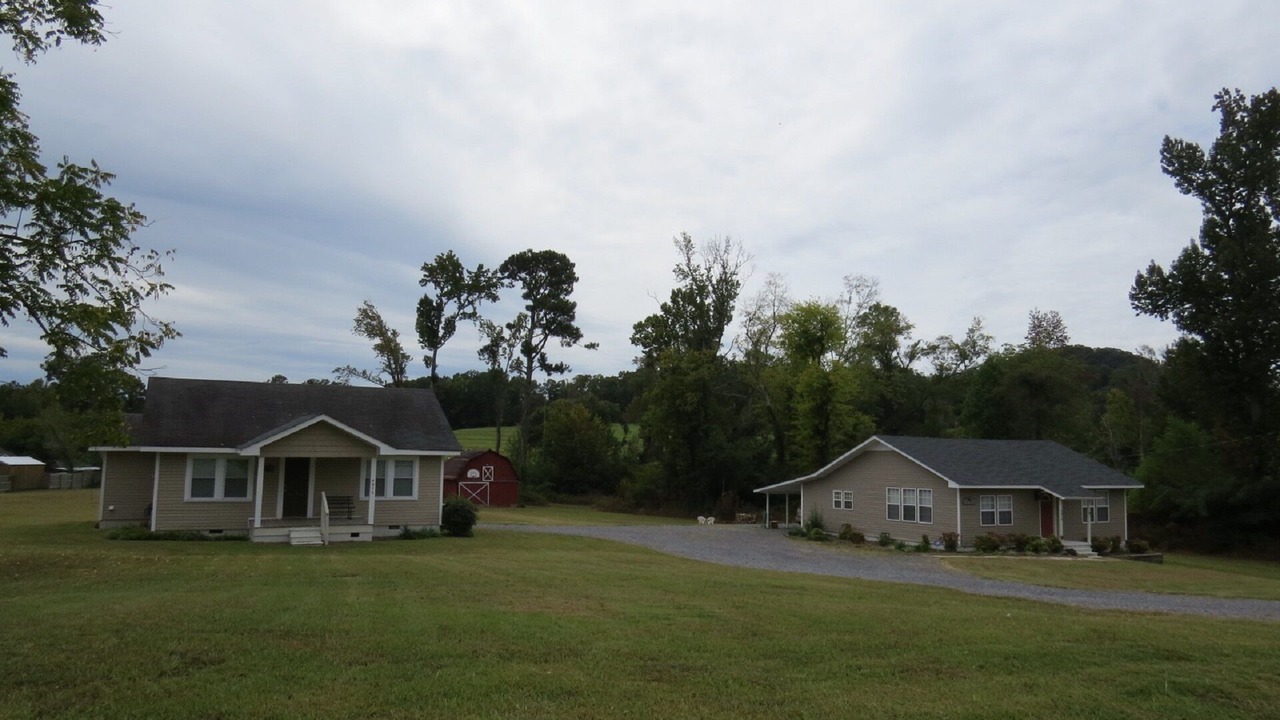 Photo of Others in Guntersville