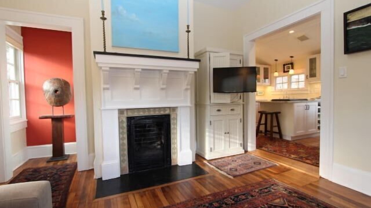 Photo of Livingroom in Historic Montford