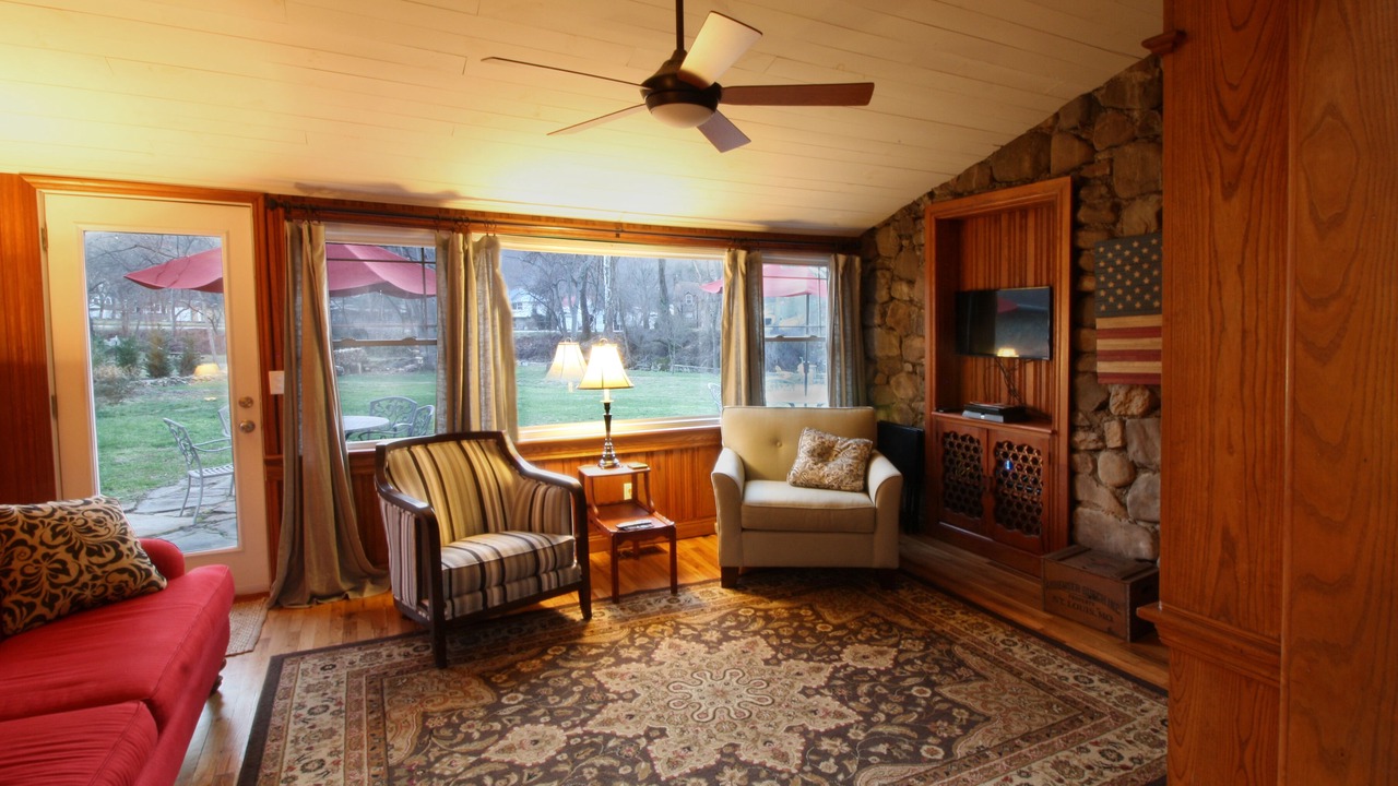 Photo of Others in Hot Springs