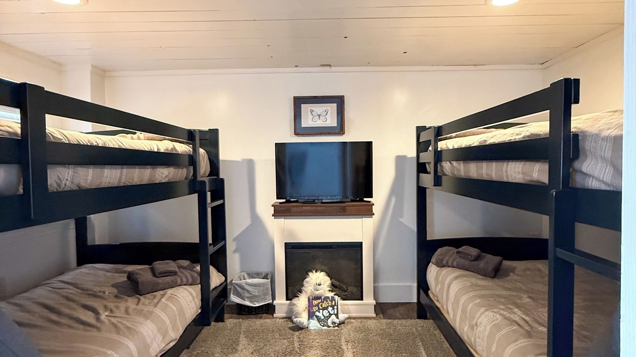 Photo of Bedroom in Fort Ann