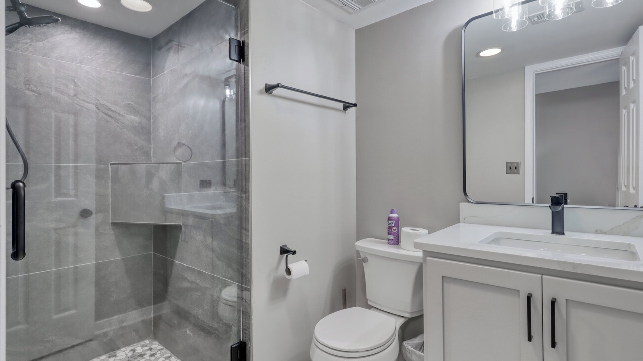Photo of Bathroom in Gulf Shores