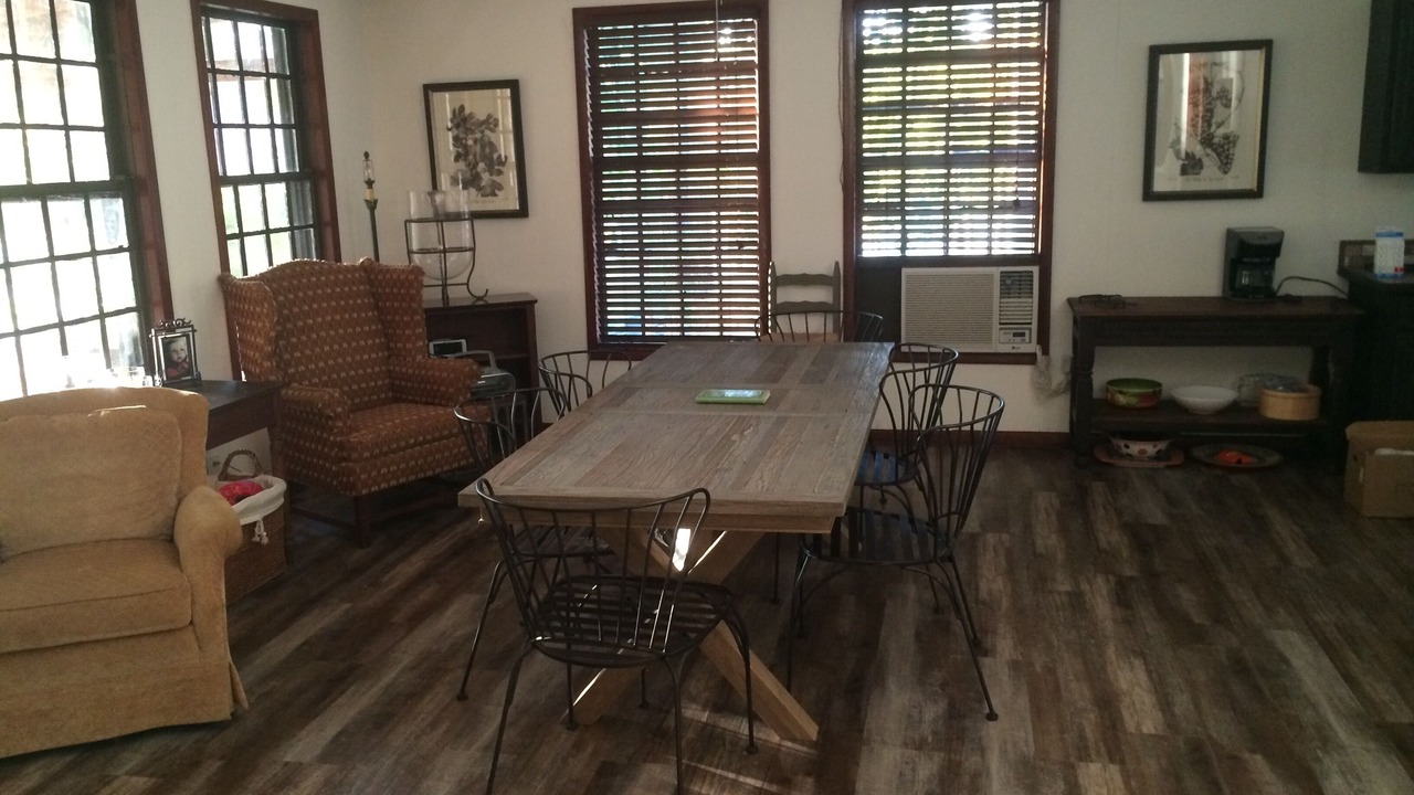 Photo of Bedroom in Dadeville