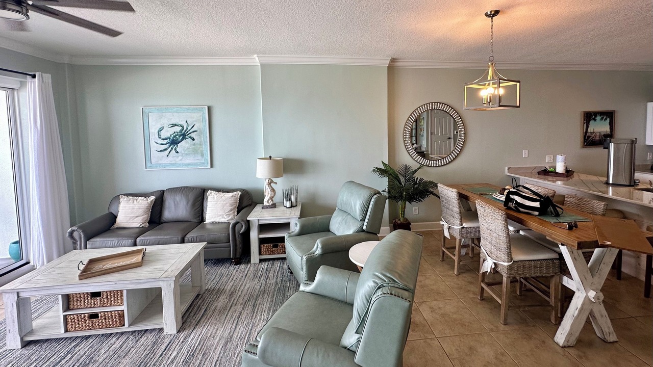 Photo of Livingroom in Orange Beach East