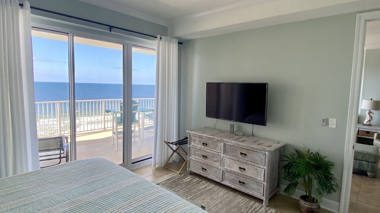 Photo of Bedroom in Orange Beach East