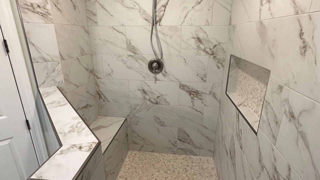 Photo of Bathroom in Orange Beach East