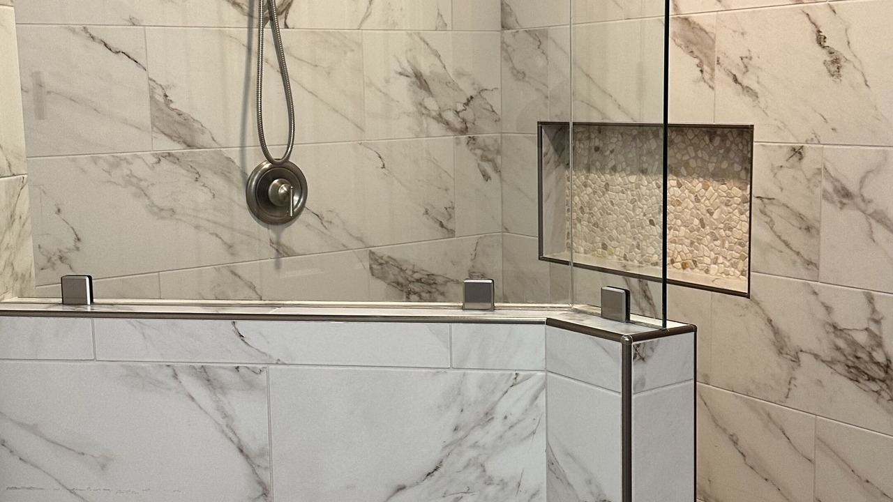 Photo of Bathroom in Orange Beach East