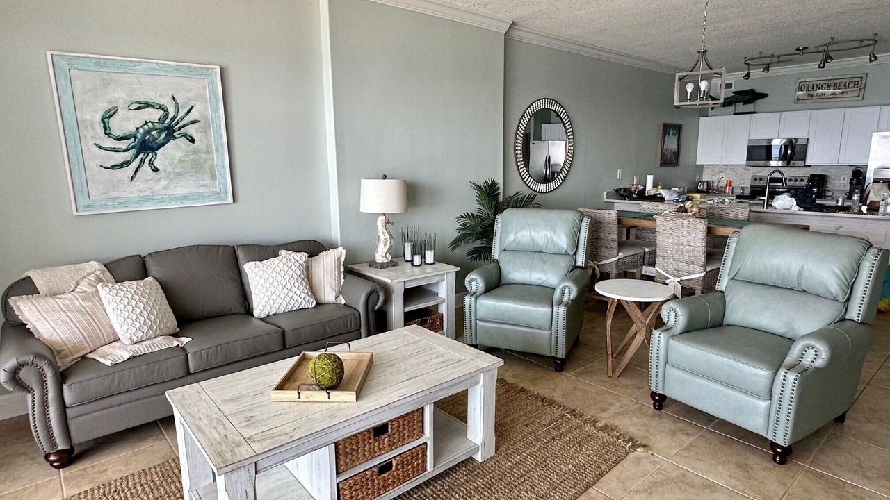 Photo of Livingroom in Orange Beach East