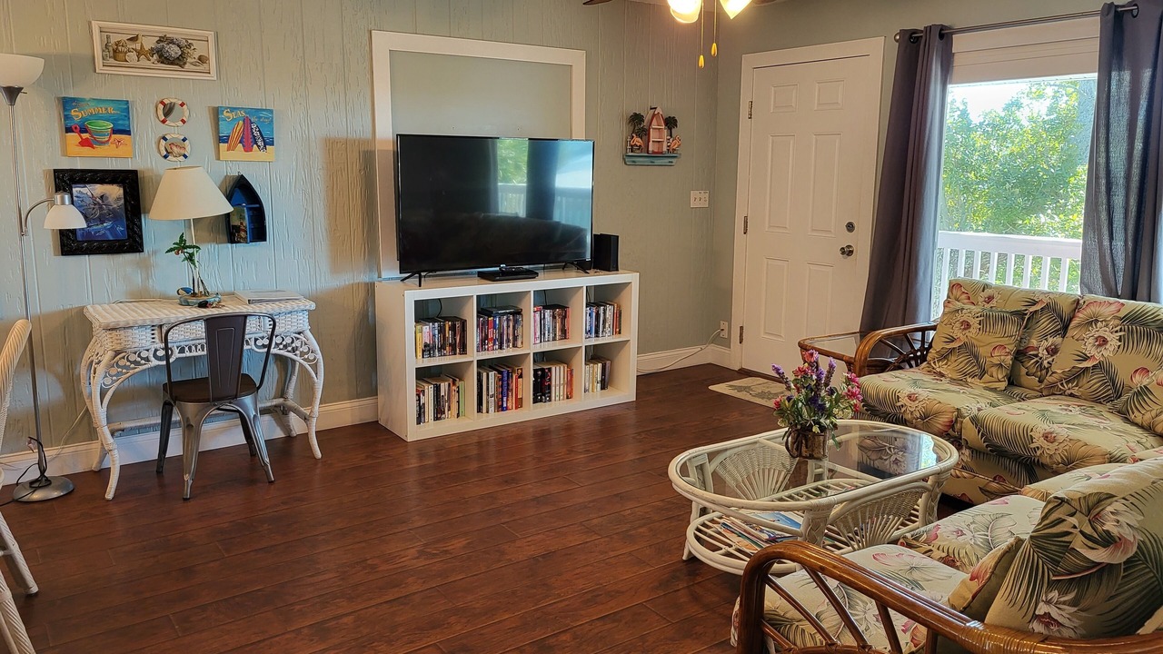 Photo of Livingroom in Independence Square
