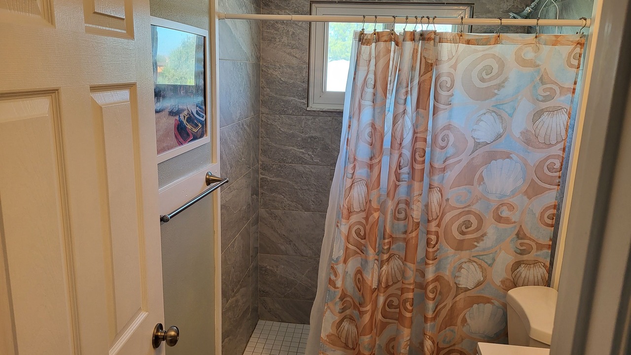 Photo of Bathroom in Independence Square