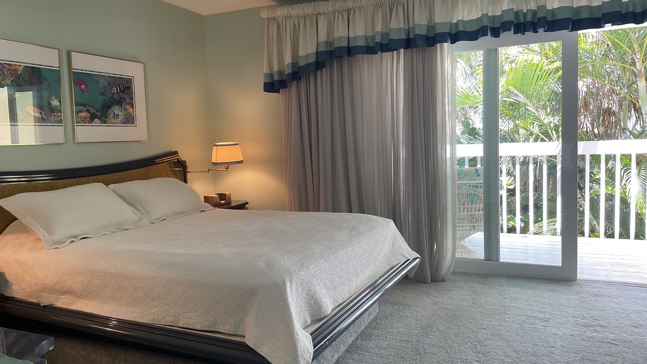 Photo of Bedroom in Melbourne Beach