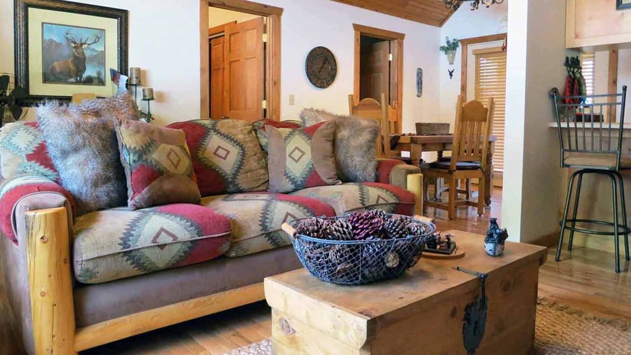 Photo of Livingroom in Branson West