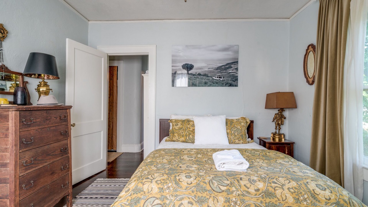 Photo of Bedroom in Atlanta