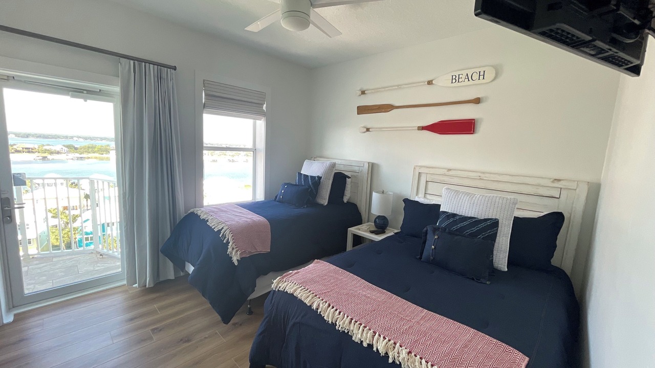 Photo of Bathroom in Orange Beach East