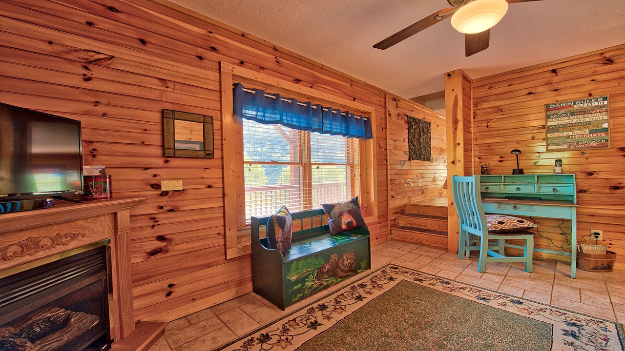 Photo of Bedroom in Maggie Valley