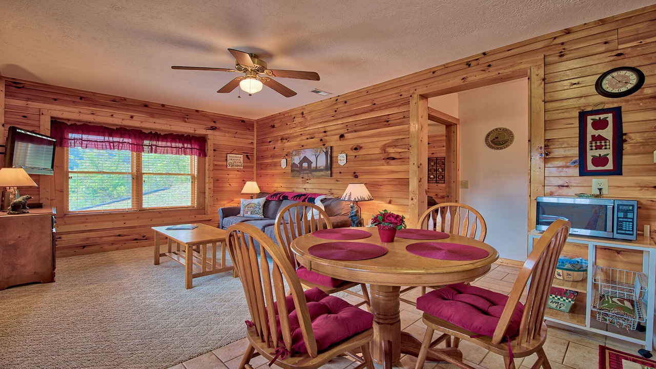 Photo of Bedroom in Maggie Valley