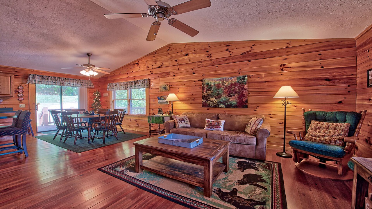 Photo of Bedroom in Maggie Valley
