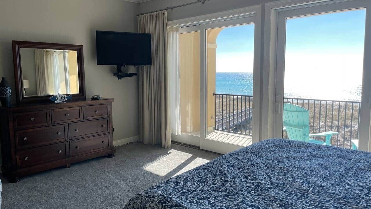 Photo of Bedroom in Navarre Beach