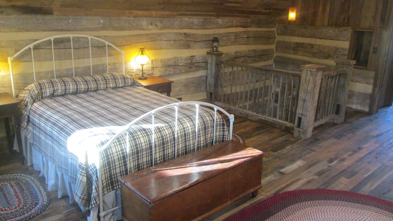 Photo of Bedroom in Weaverville