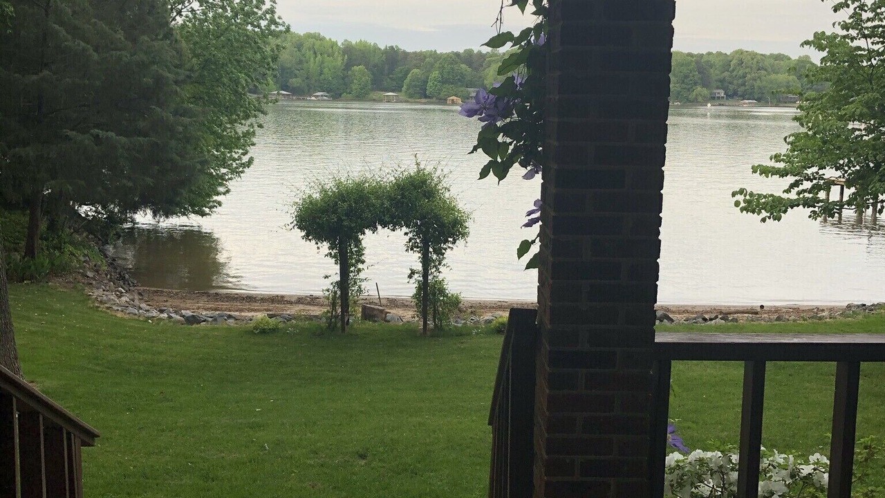 Photo of Outdoor in Mayhew