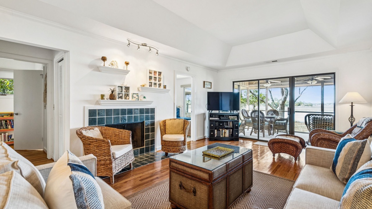 Photo of Livingroom in West Beach