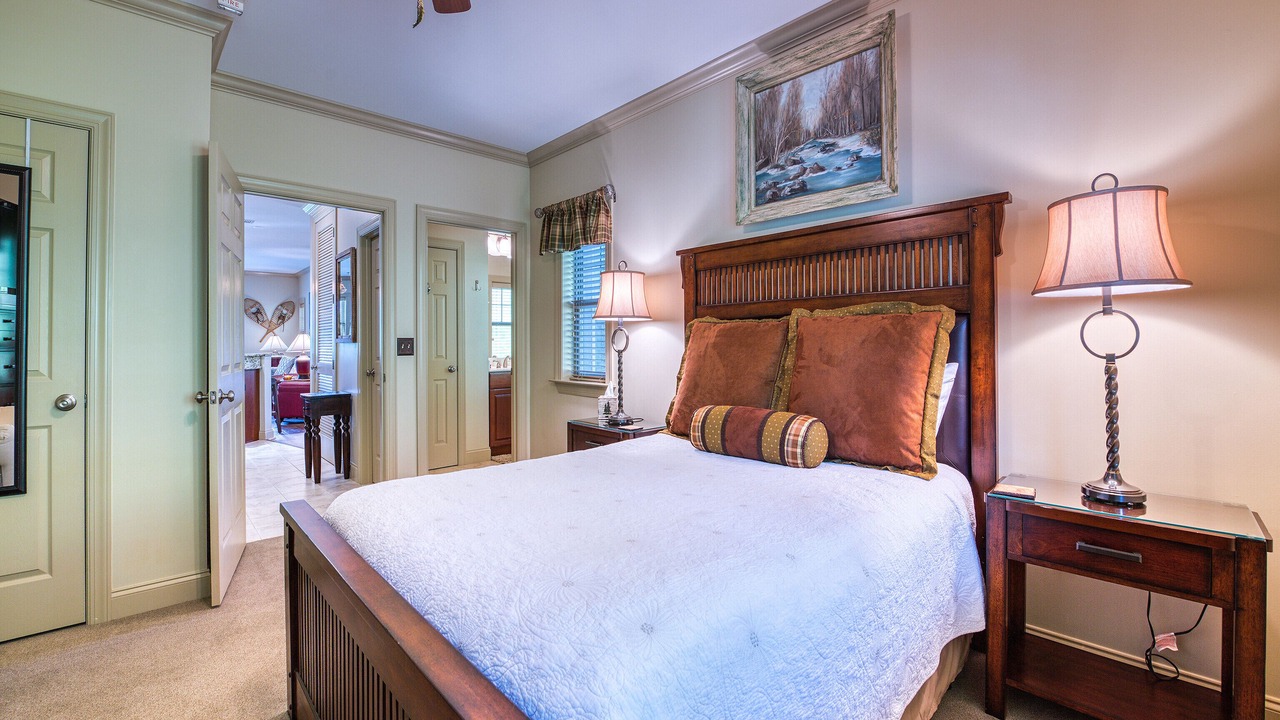 Photo of Bedroom in Maggie Valley