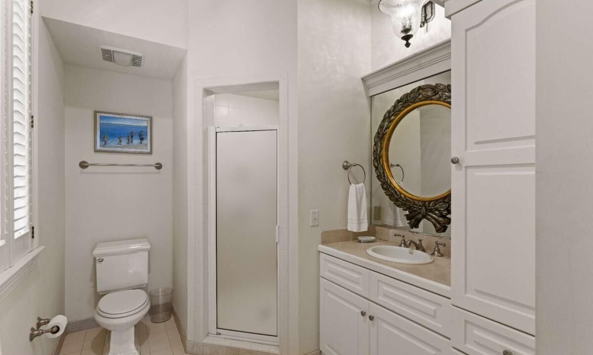 Photo of Bathroom in King City