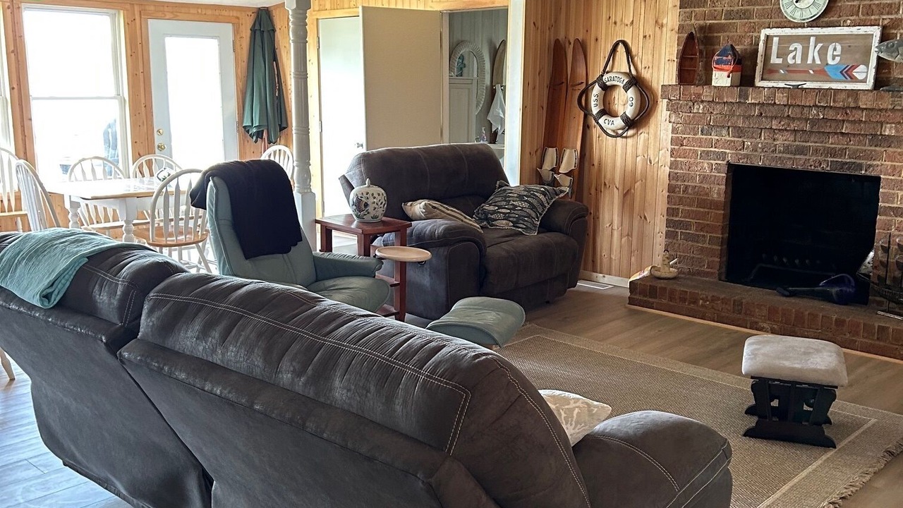 Photo of Livingroom in Mayhew