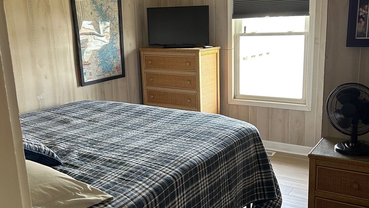 Photo of Bedroom in Mayhew