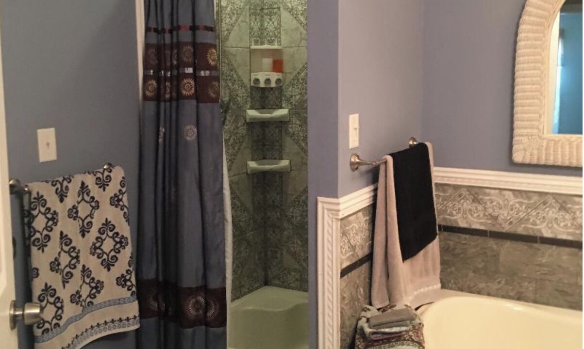 Photo of Bathroom in Gulfport