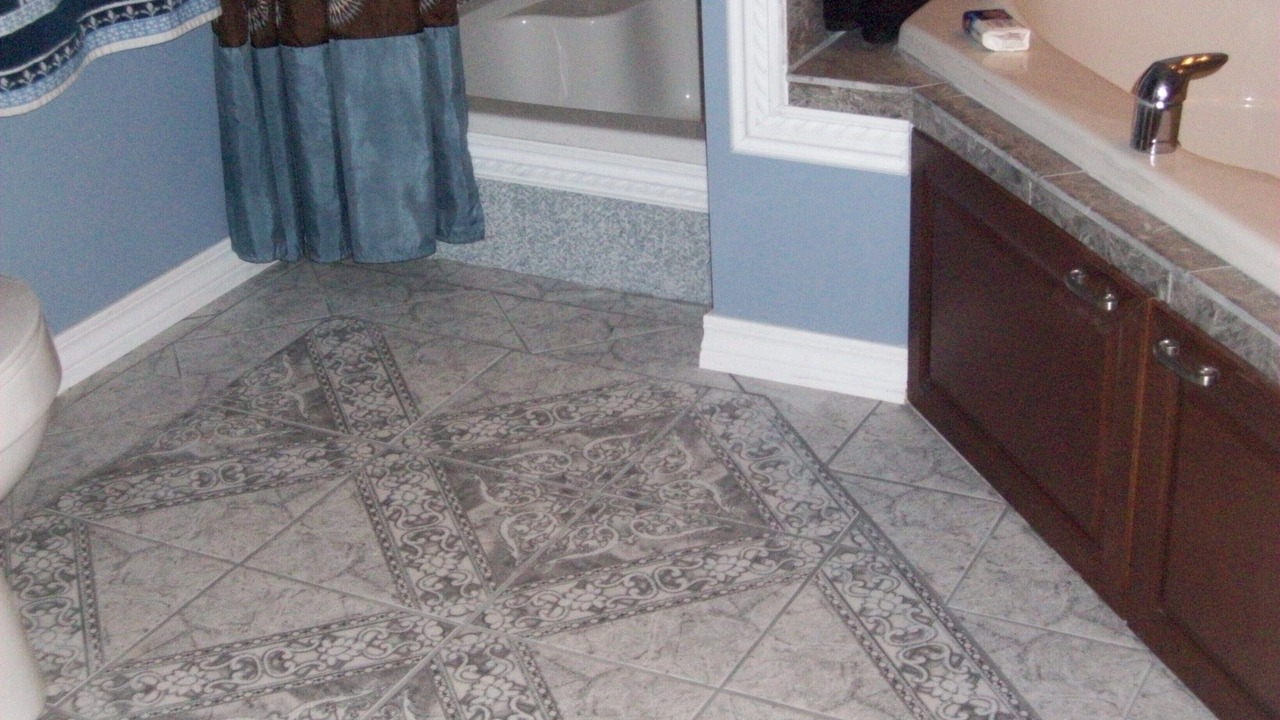 Photo of Bathroom in Gulfport