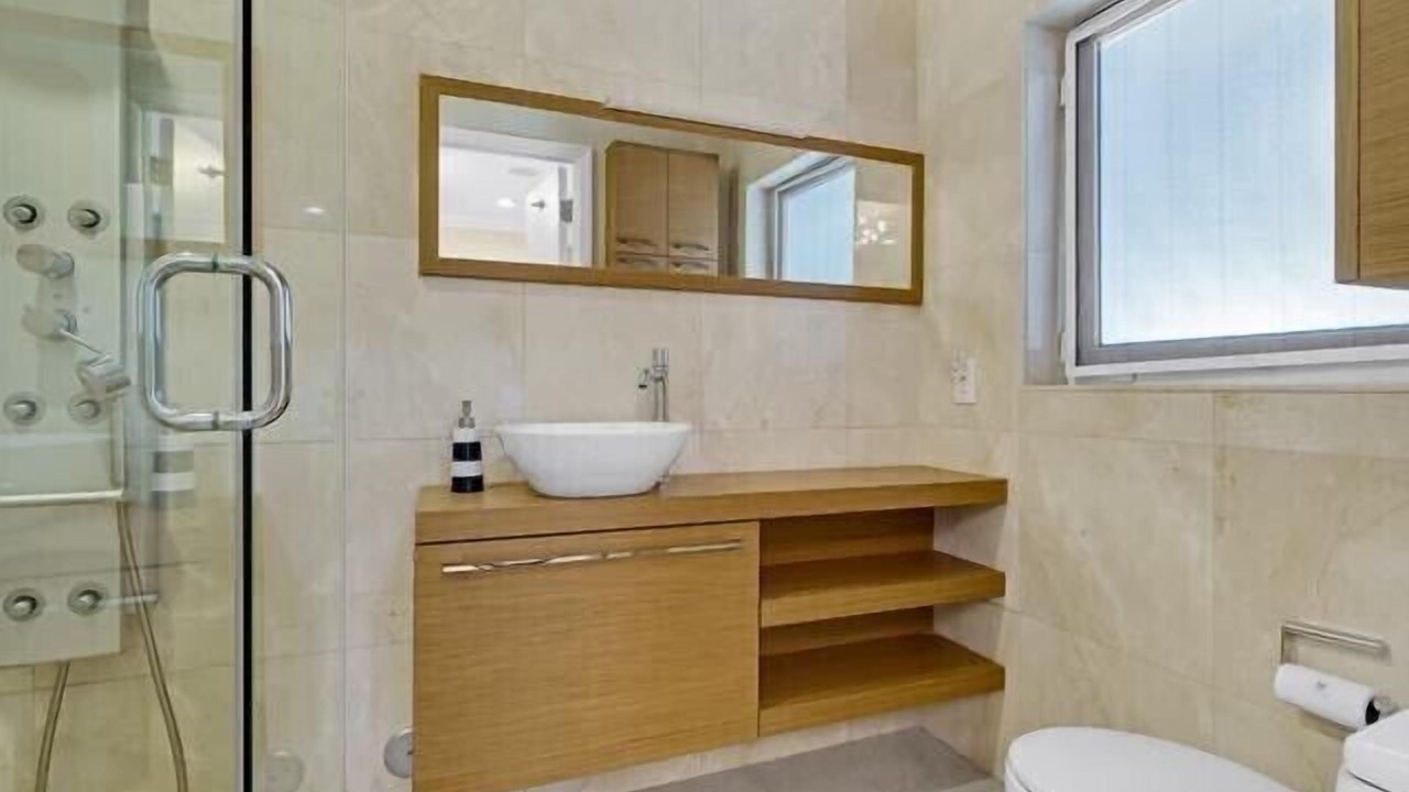 Photo of Bathroom in Miami Shores