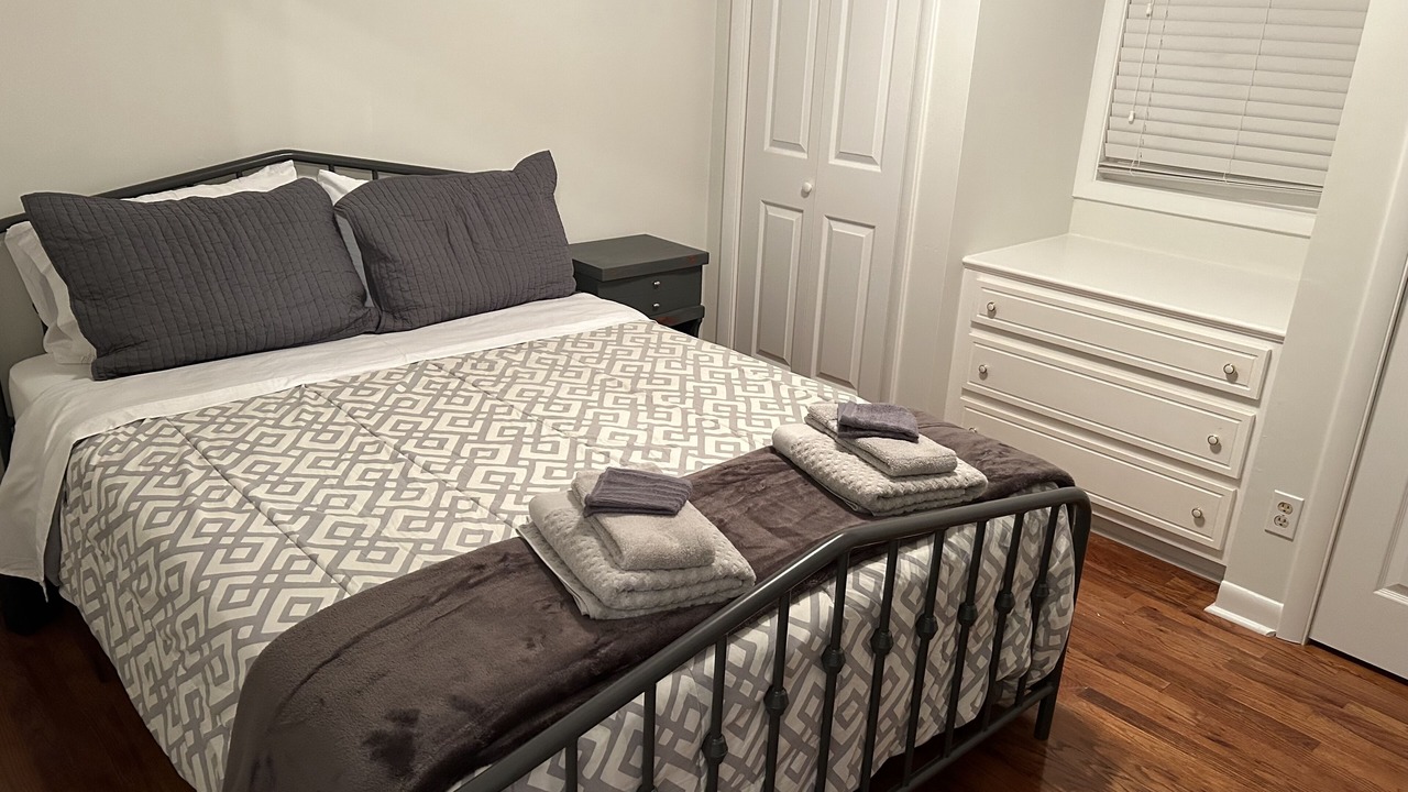 Photo of Bedroom in Forest Hills