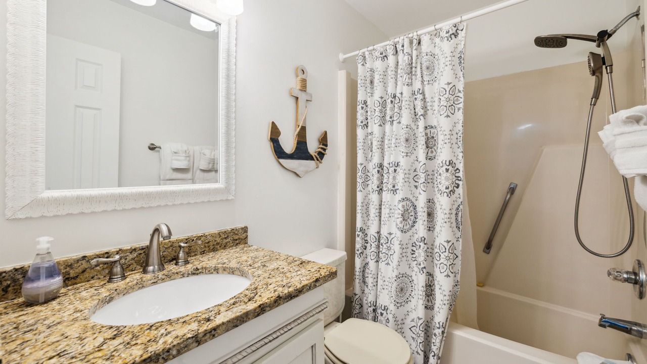 Photo of Bathroom in Sunnyside