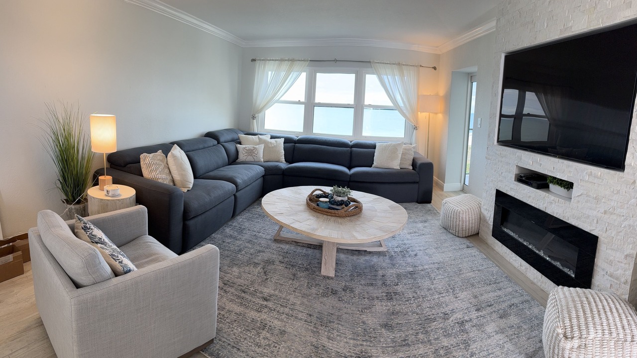 Photo of Livingroom in Sand Key