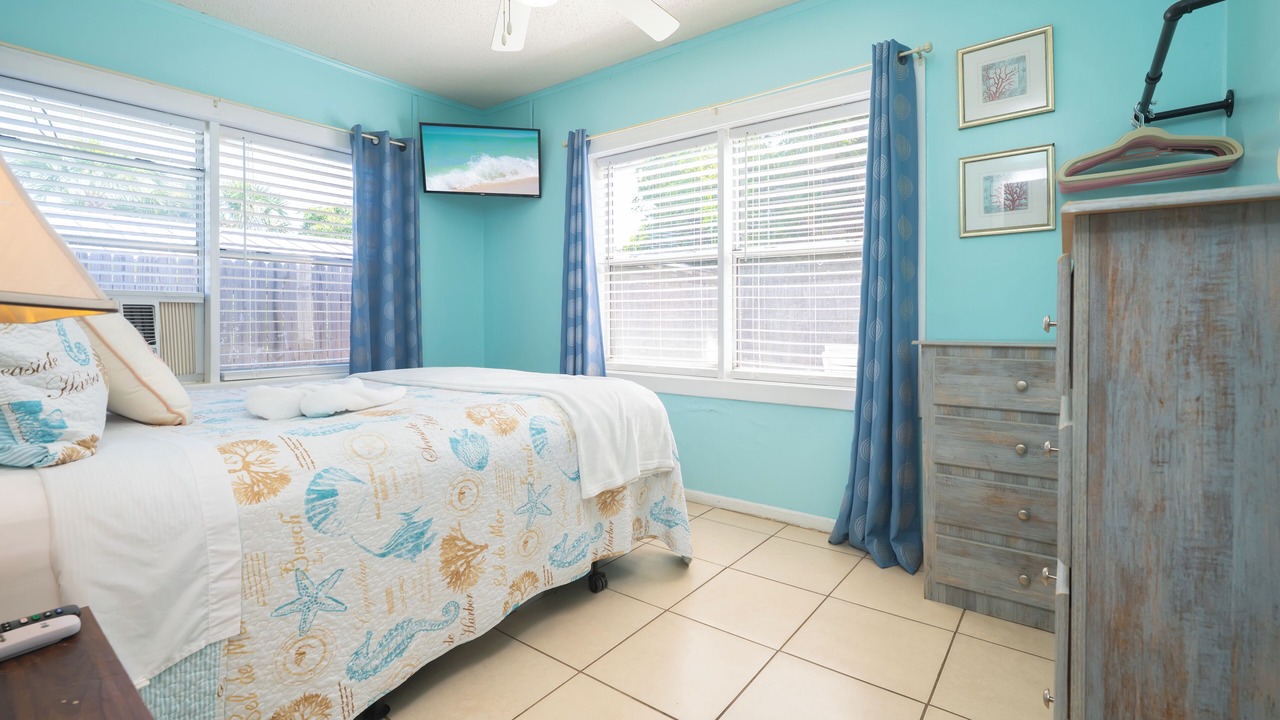 Photo of Bedroom in Laguna Beach