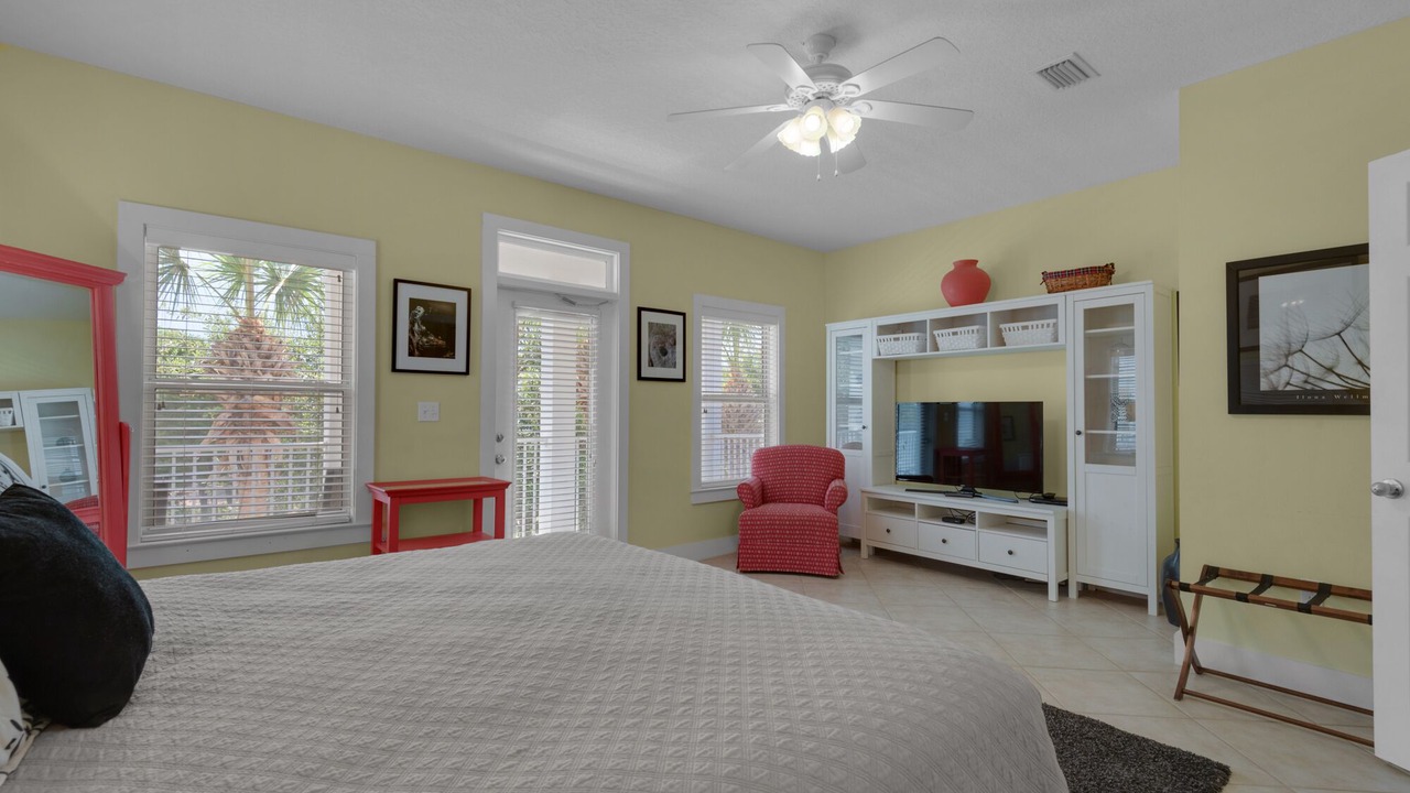 Photo of Bedroom in Miramar Beach