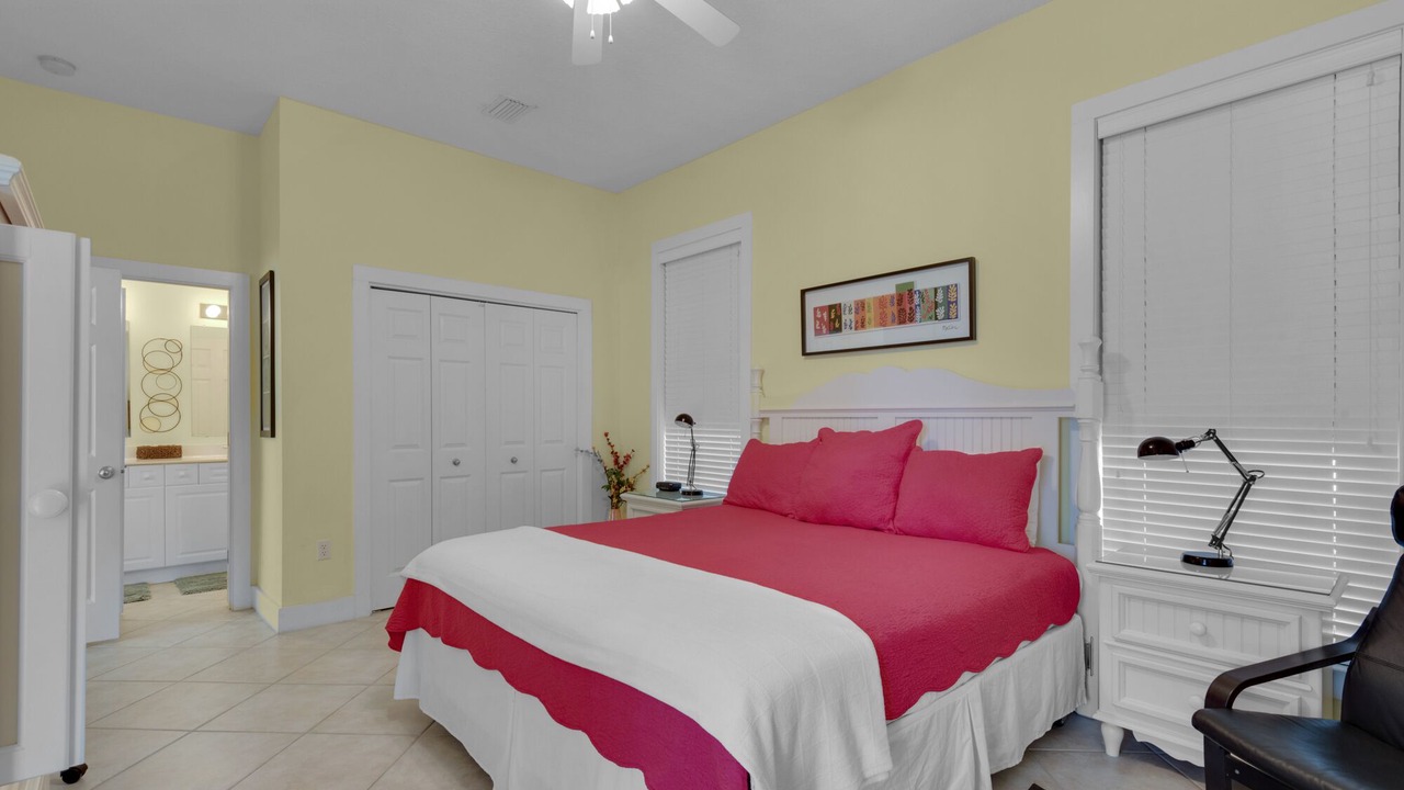 Photo of Bedroom in Miramar Beach