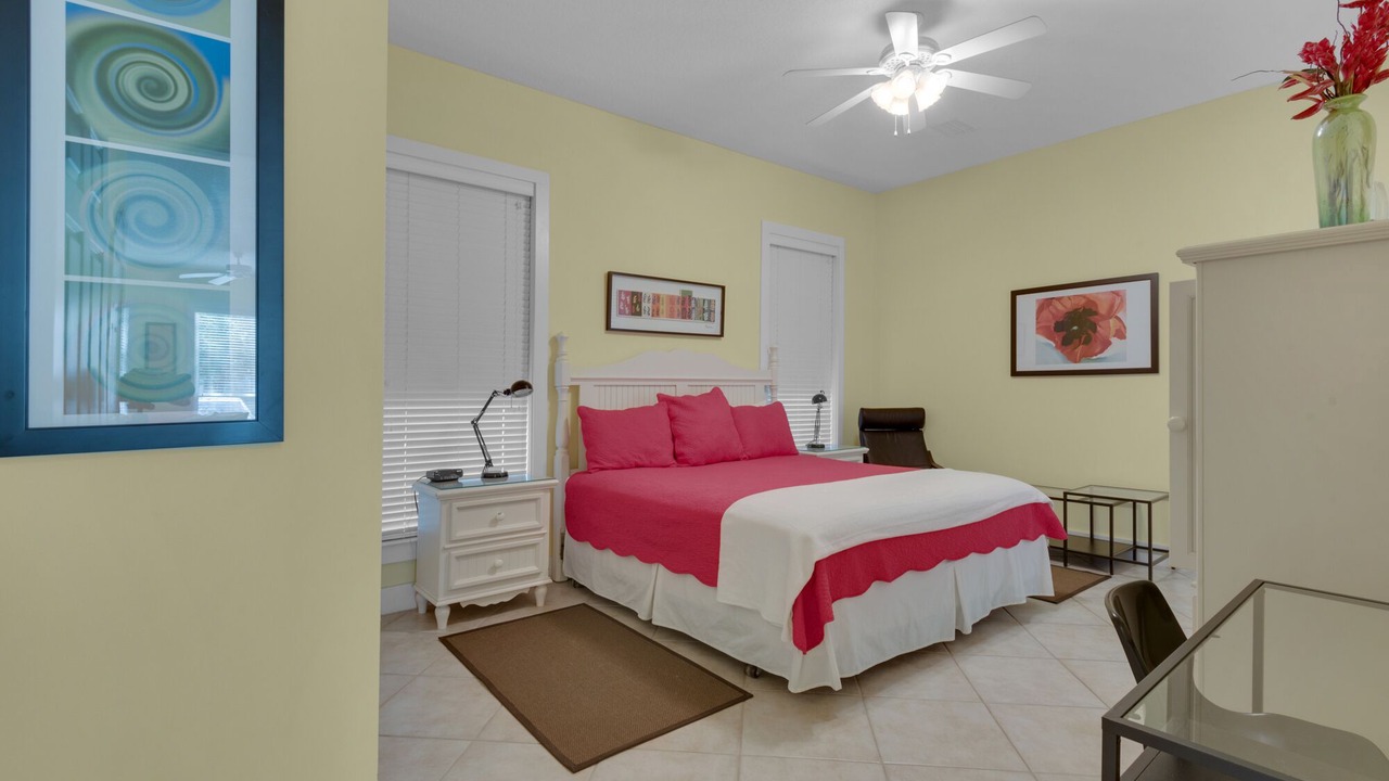 Photo of Bedroom in Miramar Beach