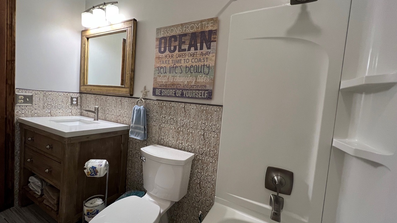 Photo of Bathroom in Midway