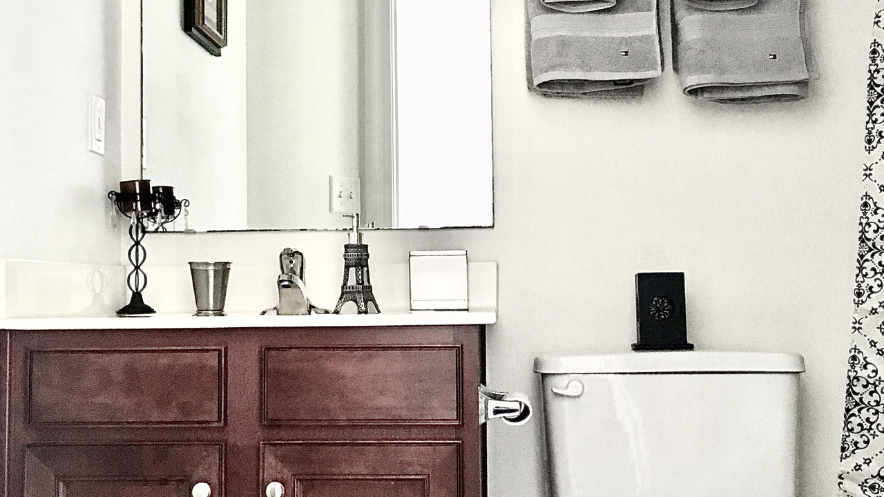 Photo of Bathroom in Wesley Heights