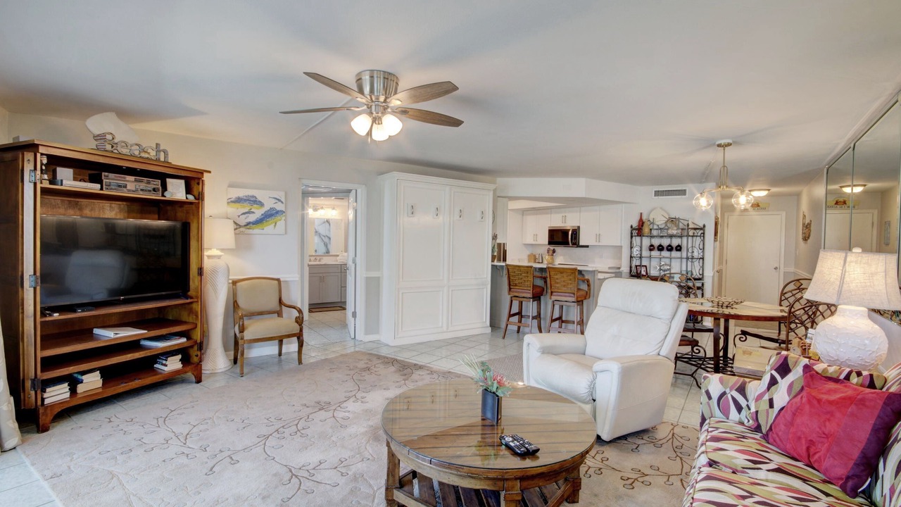Photo of Livingroom in Fort Walton Beach
