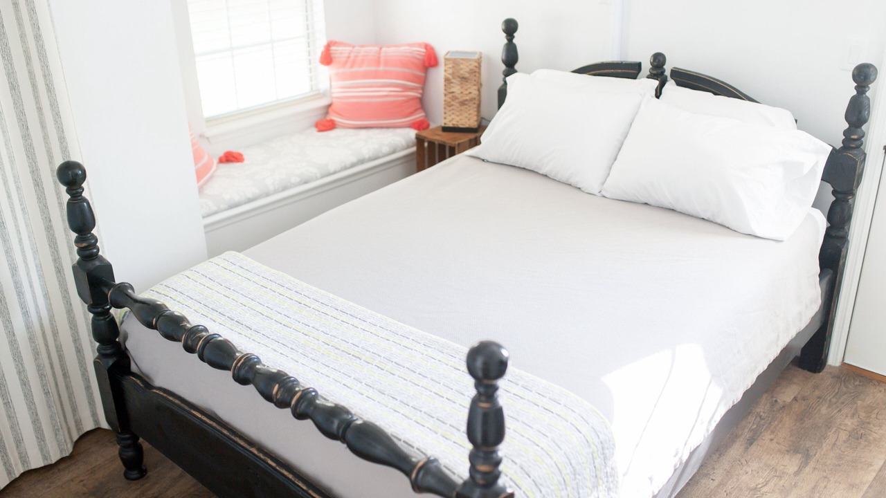 Photo of Bedroom in Summerville Historic District